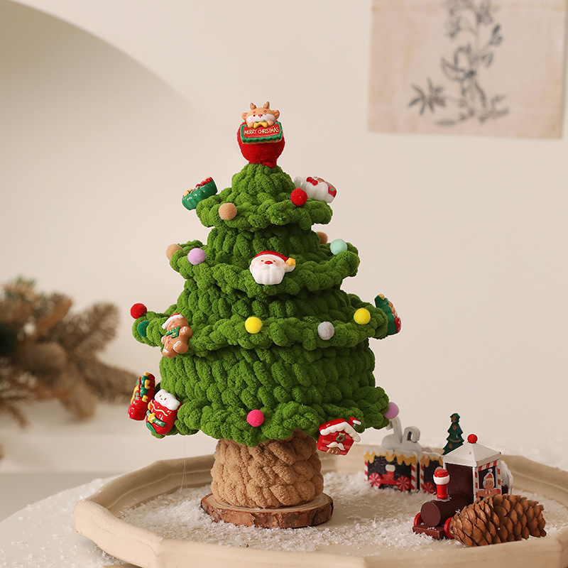 Hand‑Knitted Christmas Tree Fi - огляд і ціна Home And Textiles Today